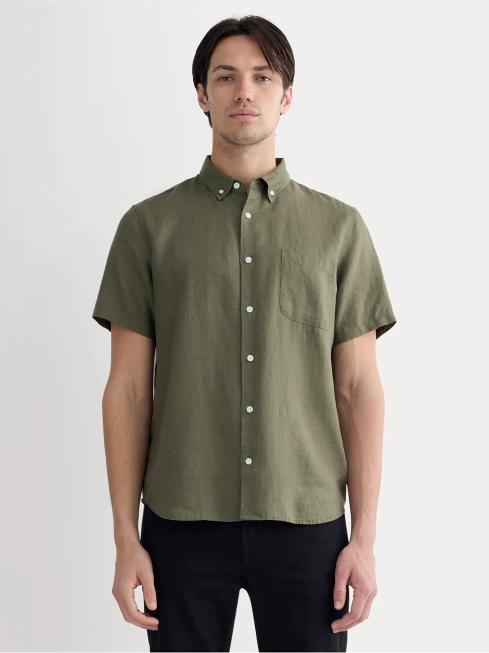 🎁Everlane Olive Short-Sleeve Button-Down Shirt